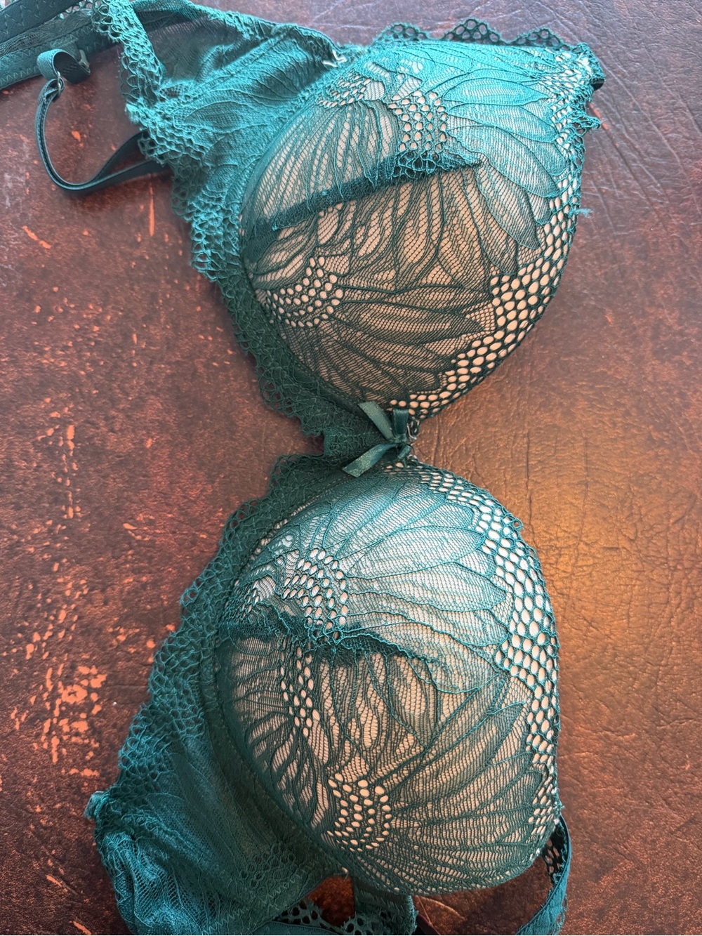 Frederick's of Hollywood Teal Lace Underwire Bra